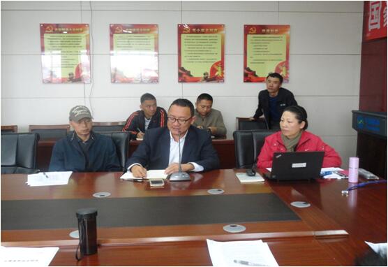 保山移动综合部副总杨涛在培训中宣贯省移动对车辆治理的有关要求事项。
